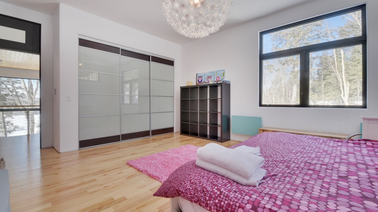 Photo of Bedroom in Stoneham-et-Tewkesbury