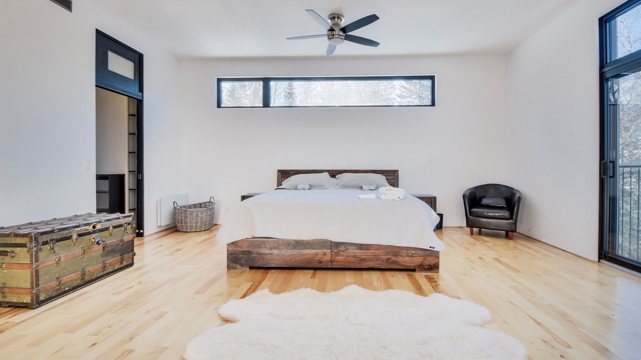 Photo of Bedroom in Stoneham-et-Tewkesbury