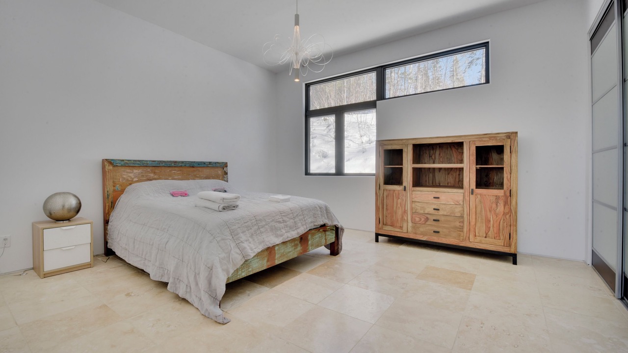 Photo of Bedroom in Stoneham-et-Tewkesbury