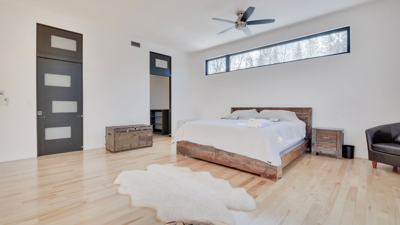 Photo of Bedroom in Stoneham-et-Tewkesbury