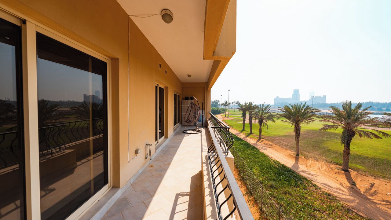 Photo of Patio Balcony in Al Hamra Village