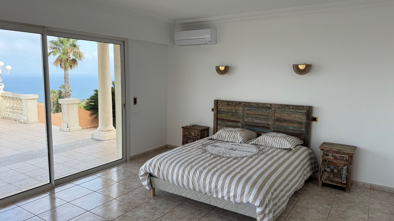 Photo of Bedroom in Saint-Aygulf