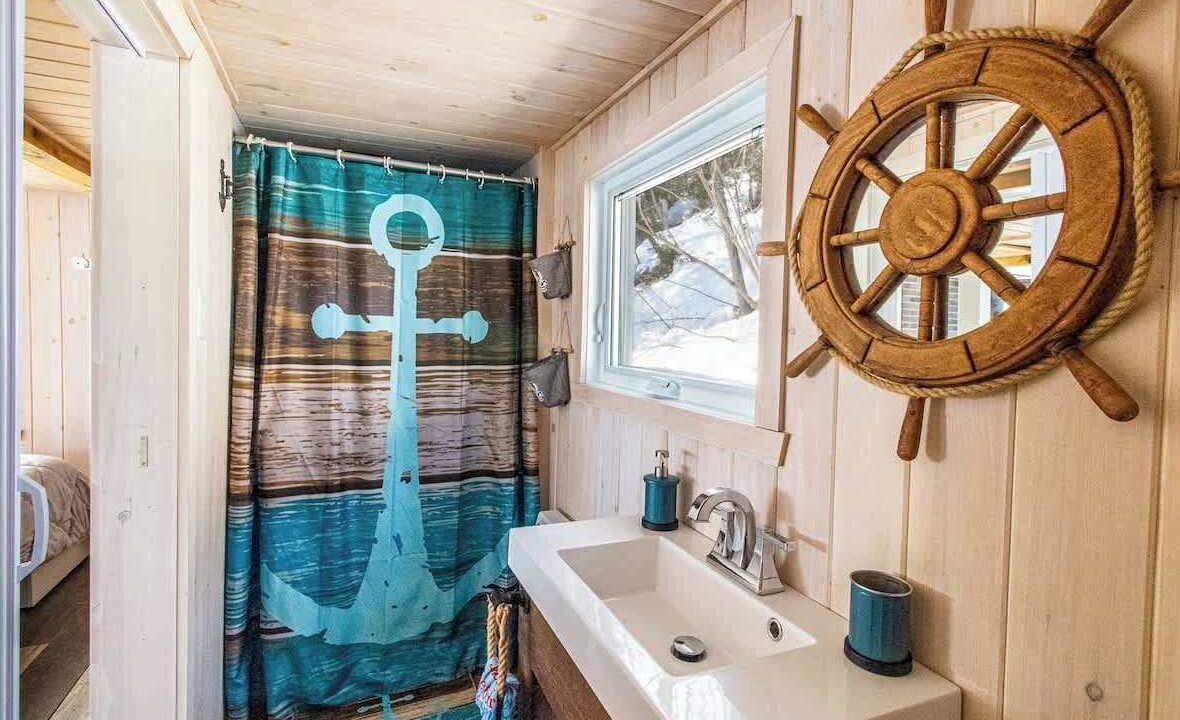 Photo of Bathroom in Grondines