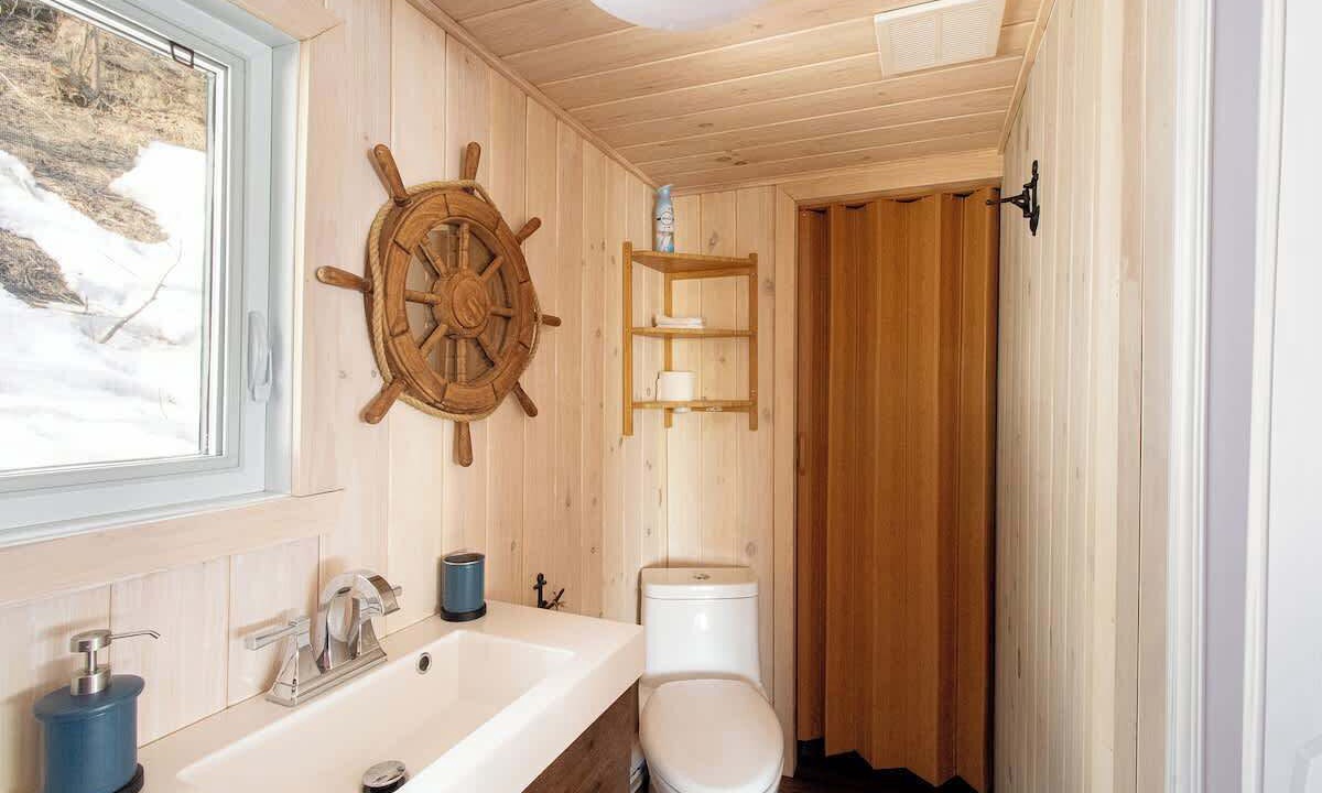 Photo of Bathroom in Grondines