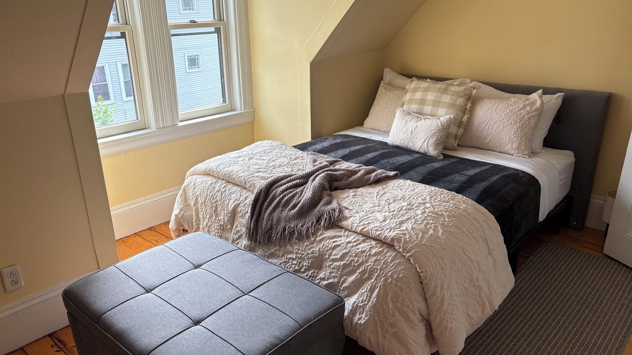 Photo of Bedroom in Egleston Square