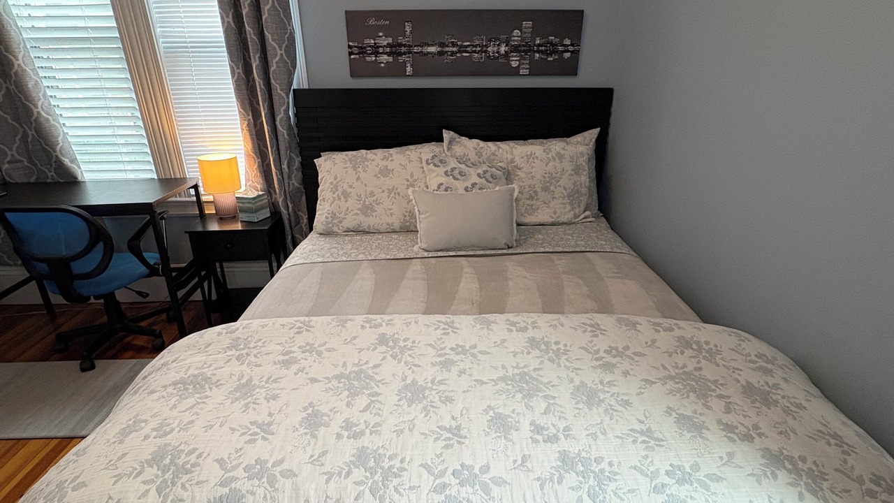 Photo of Bedroom in Egleston Square