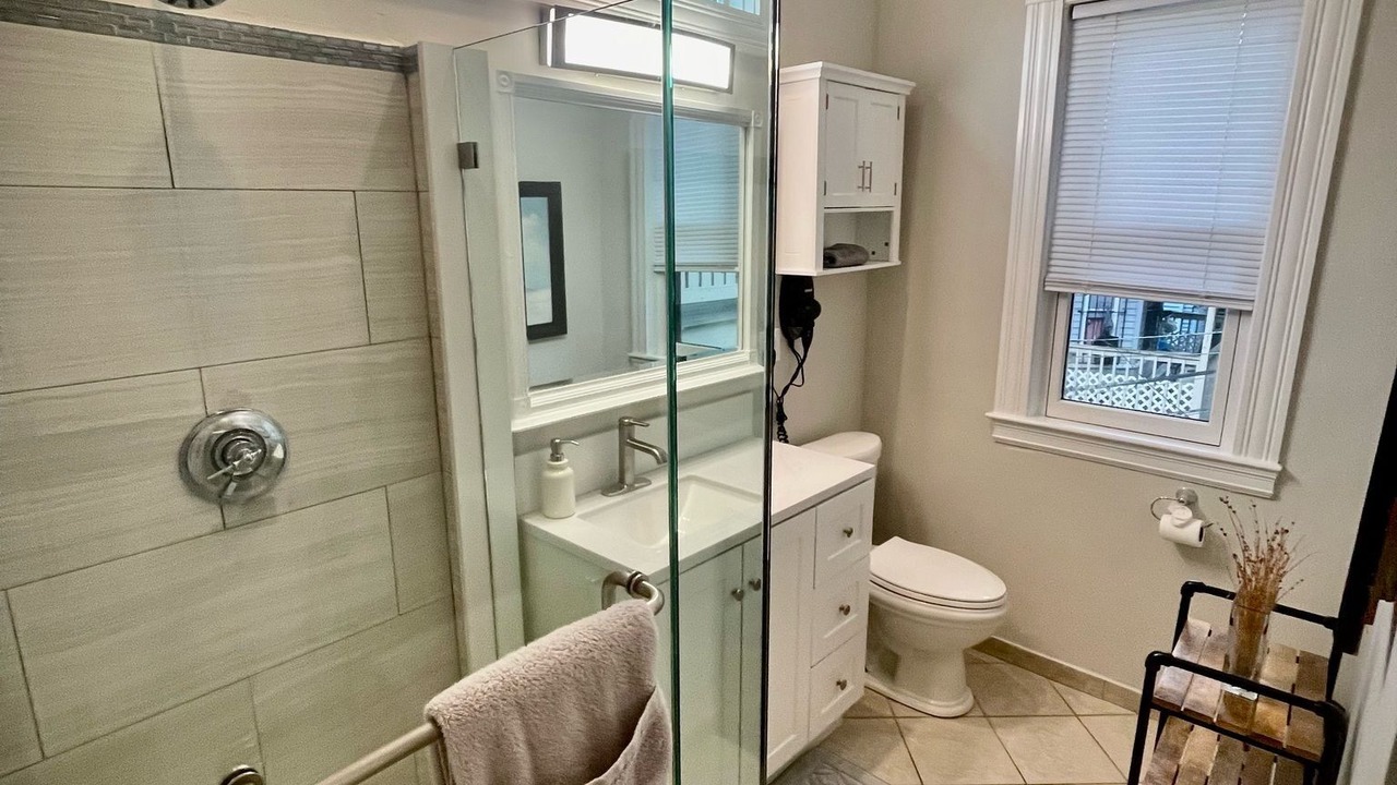 Photo of Bathroom in Egleston Square