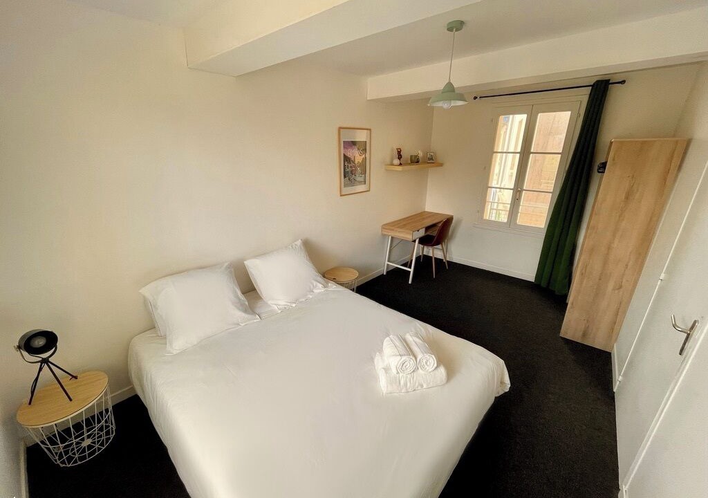 Photo of Bedroom in Saint-Leu