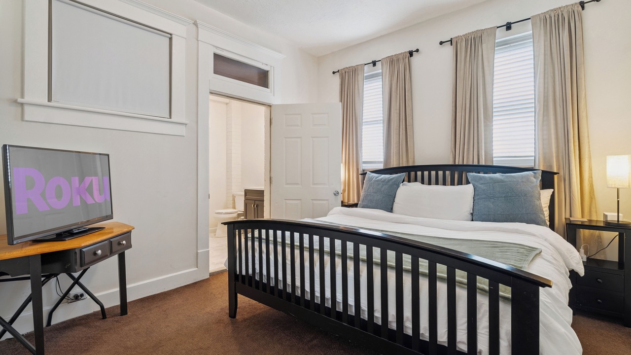 Photo of Bedroom in Downtown Chattanooga