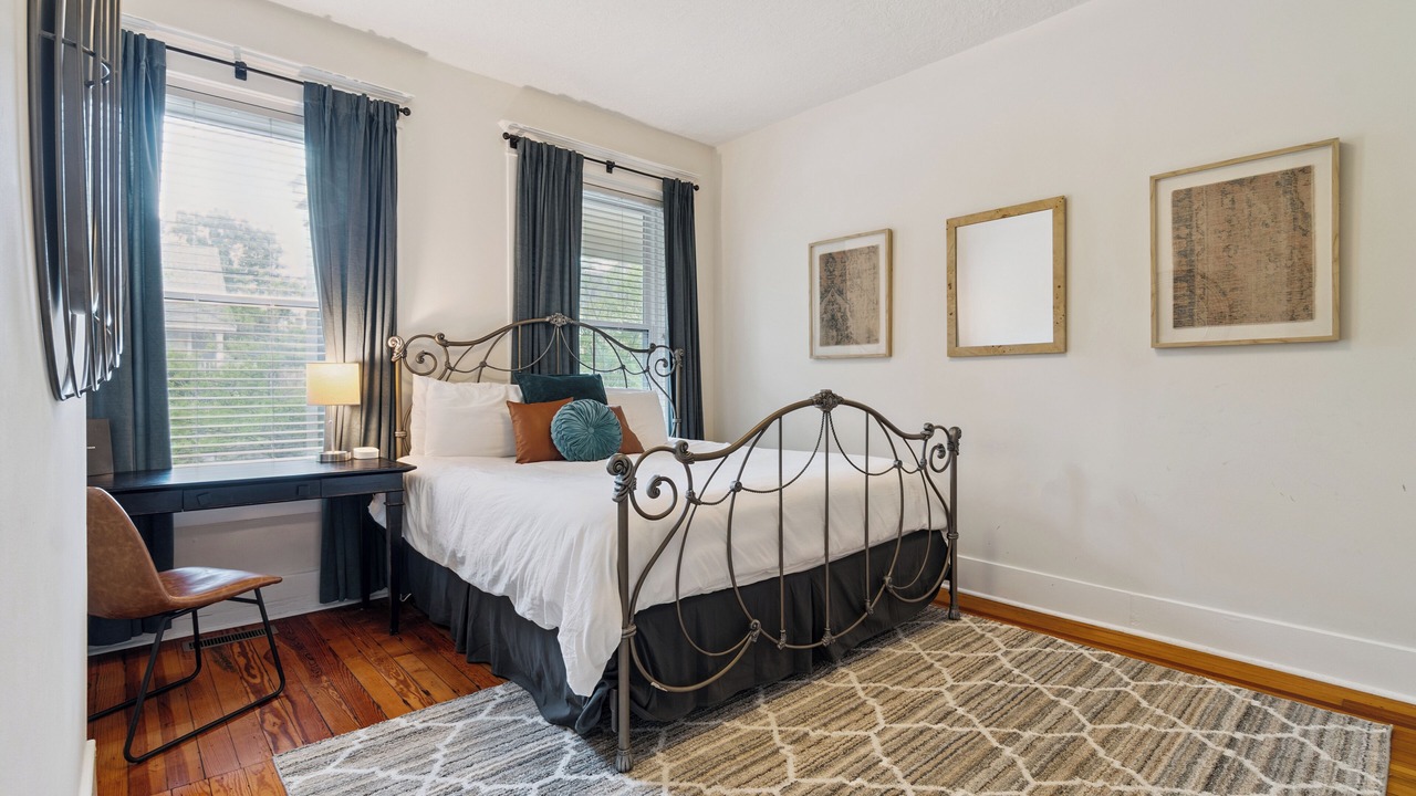 Photo of Bedroom in Downtown Chattanooga