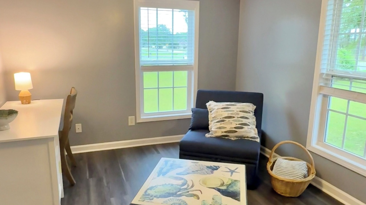 Photo of Livingroom in Newport