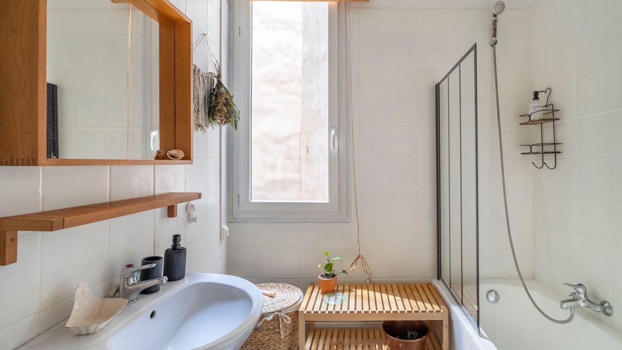 Photo of Bathroom in 6th Arrondissement