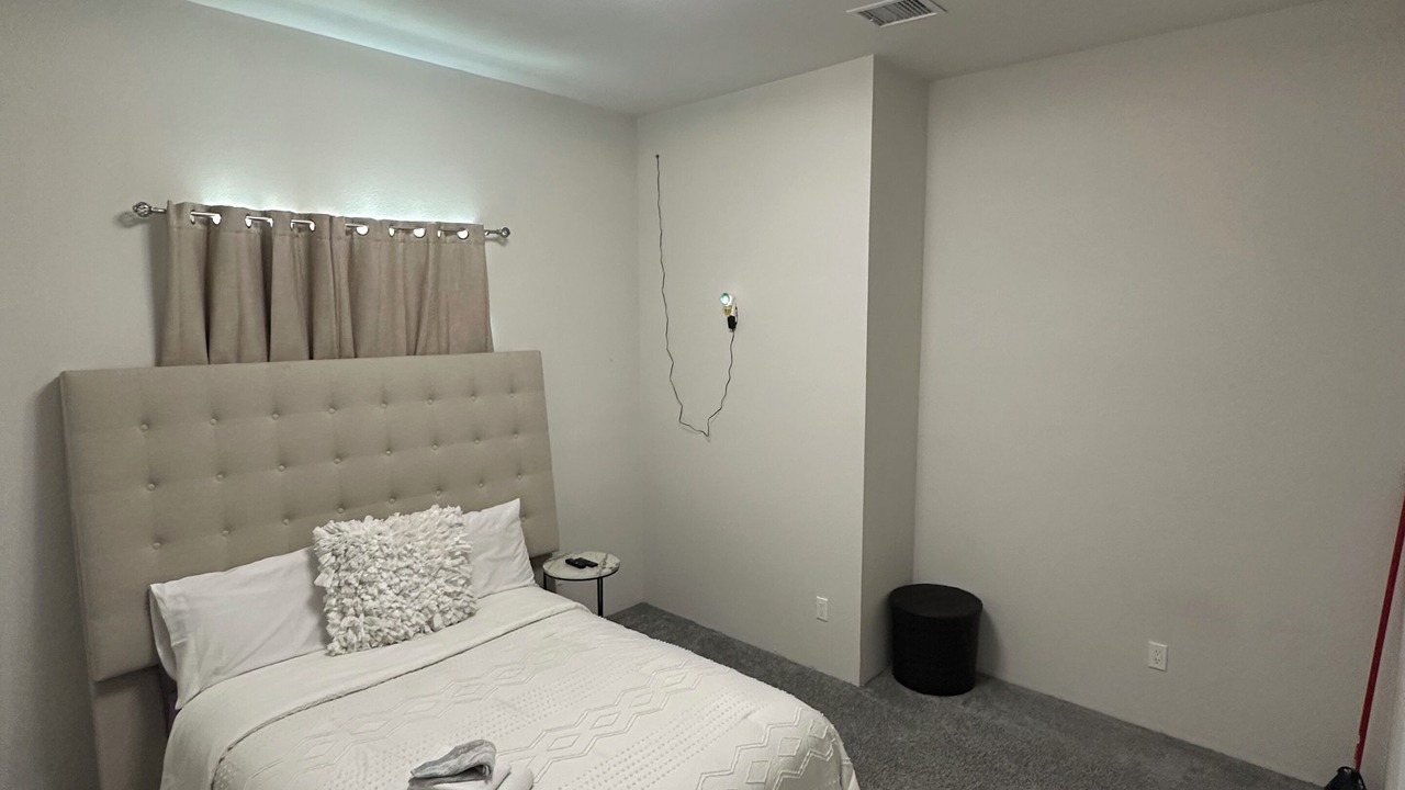 Photo of Bedroom in Cleveland
