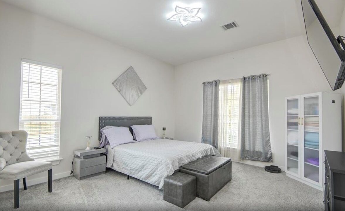 Photo of Bedroom in Cleveland