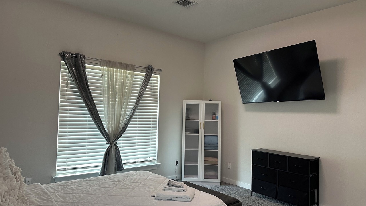 Photo of Bedroom in Cleveland
