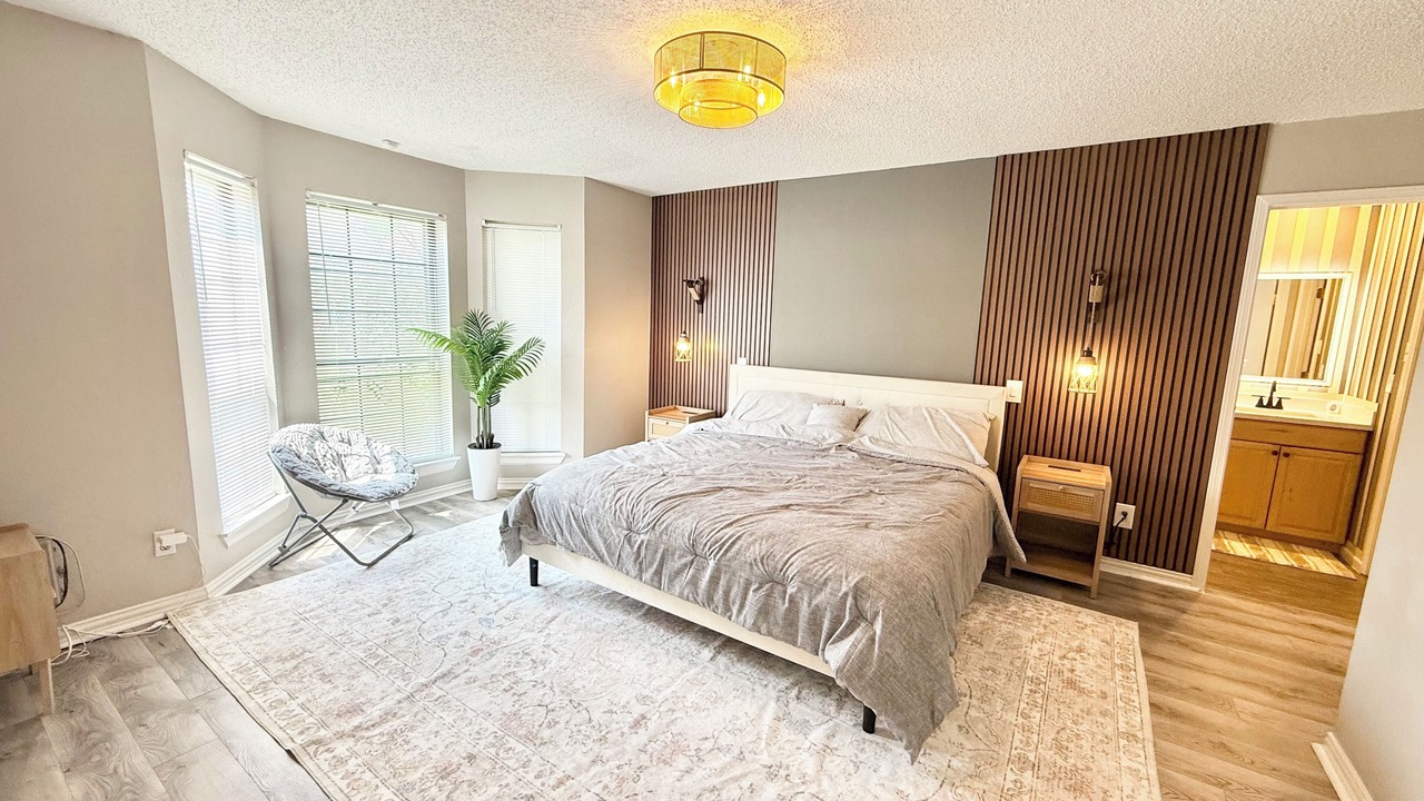 Photo of Bedroom in Lewisville