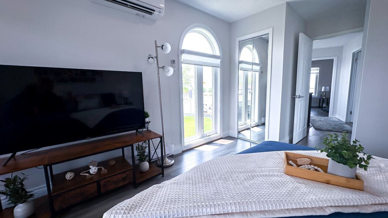 Photo of Bedroom in Wasaga Beach