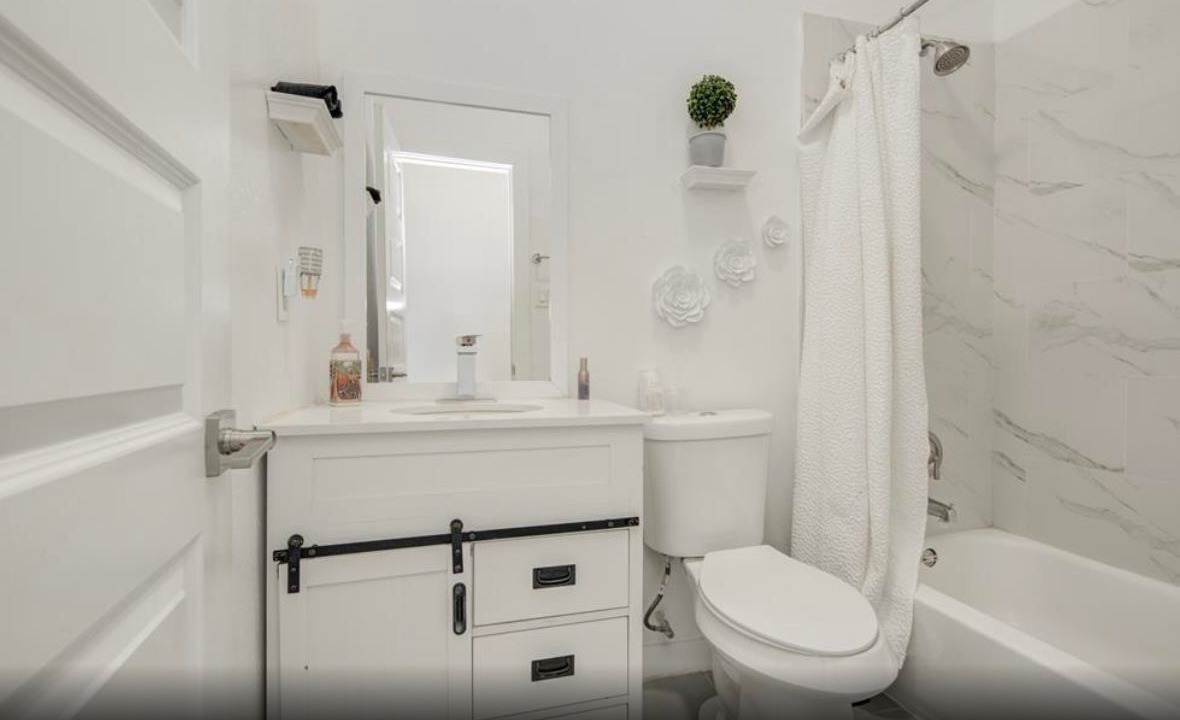 Photo of Bathroom in Cleveland