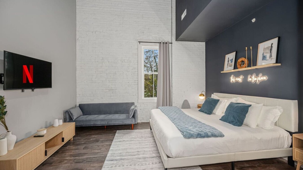 Photo of Bedroom in Oregon District