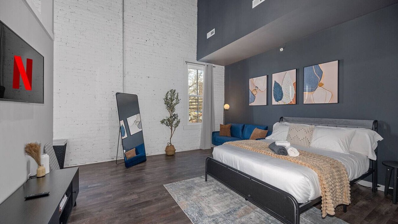 Photo of Others in Oregon District