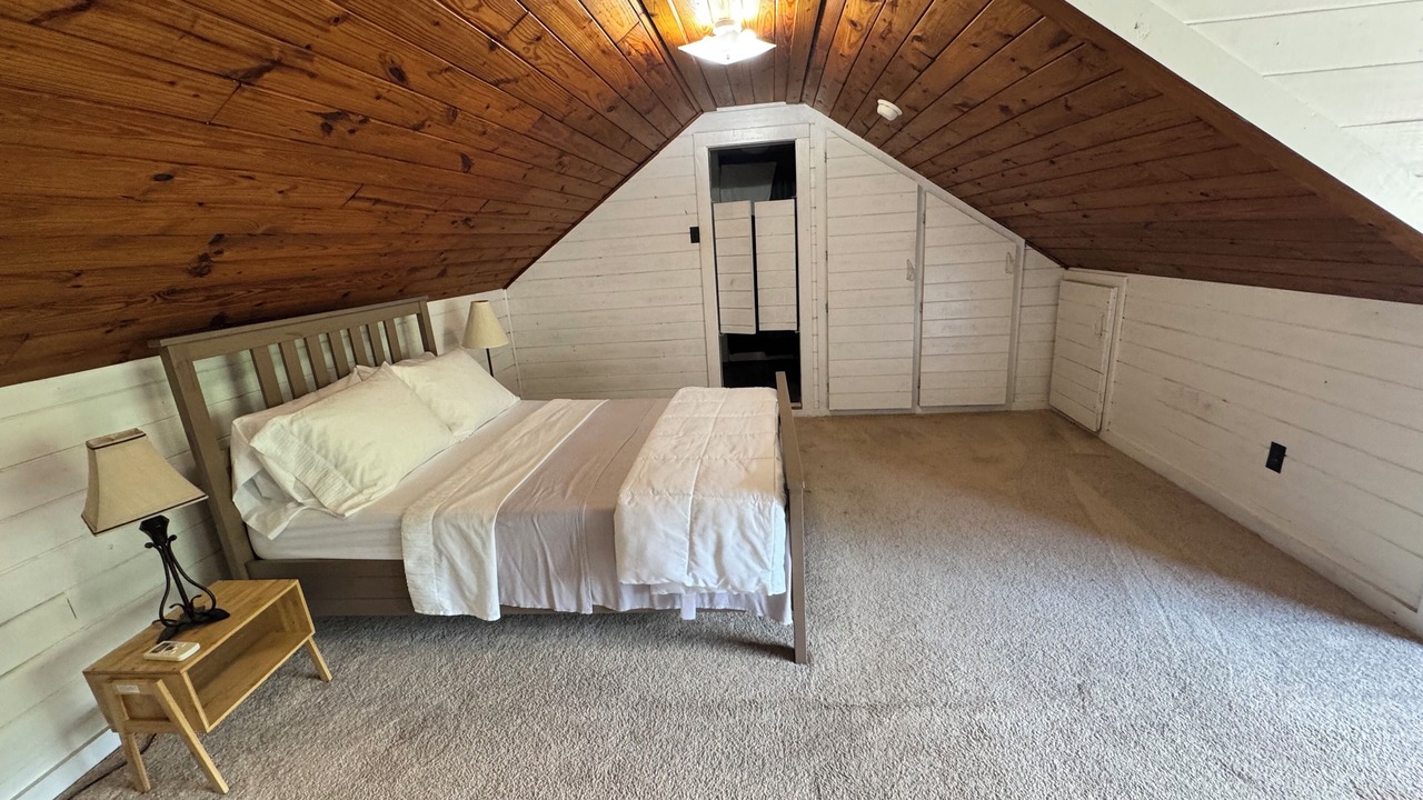 Photo of Bedroom in Nacogdoches