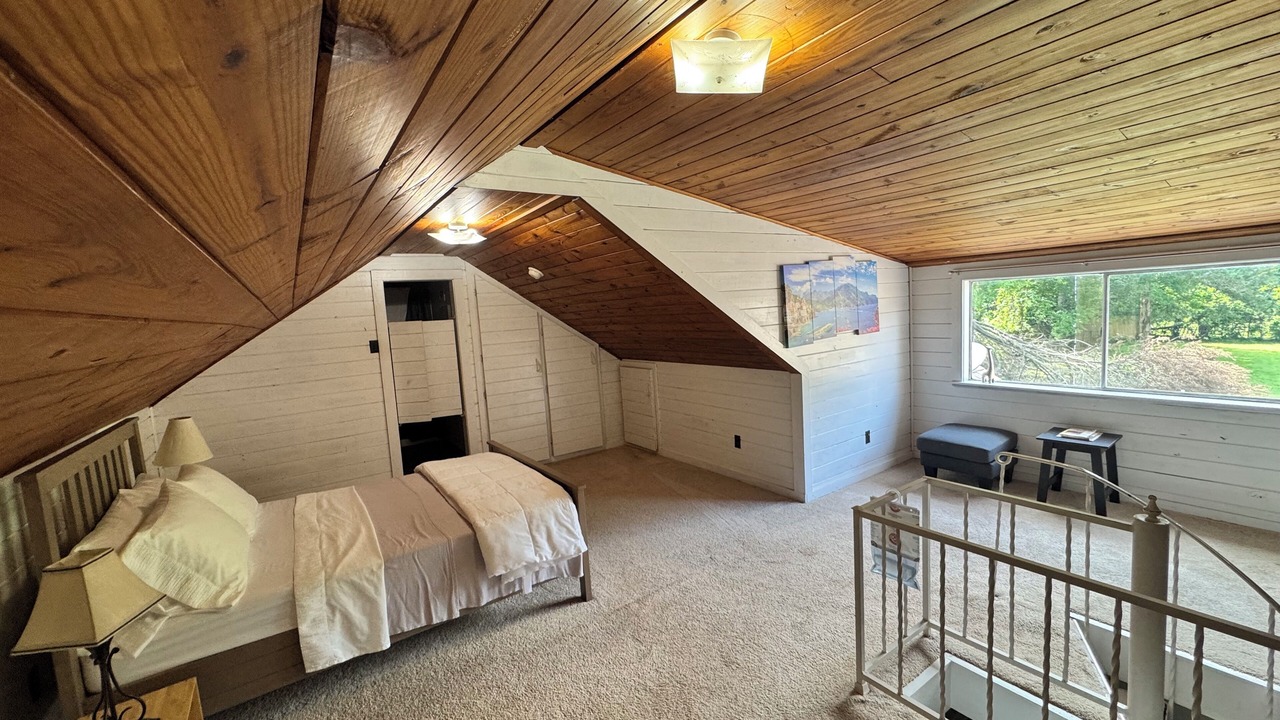 Photo of Bedroom in Nacogdoches