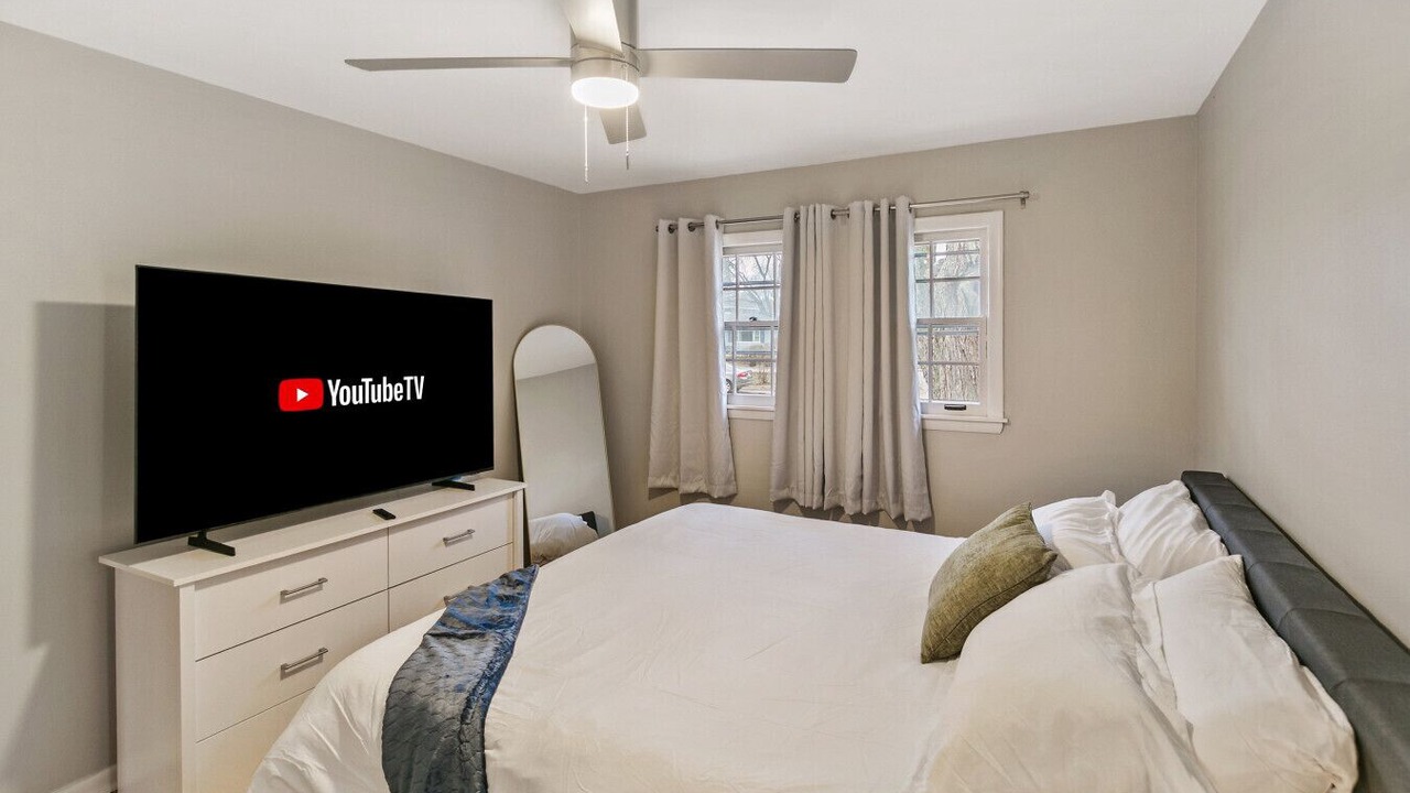 Photo of Bedroom in Libertyville