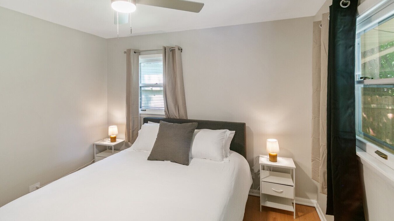 Photo of Bedroom in Libertyville