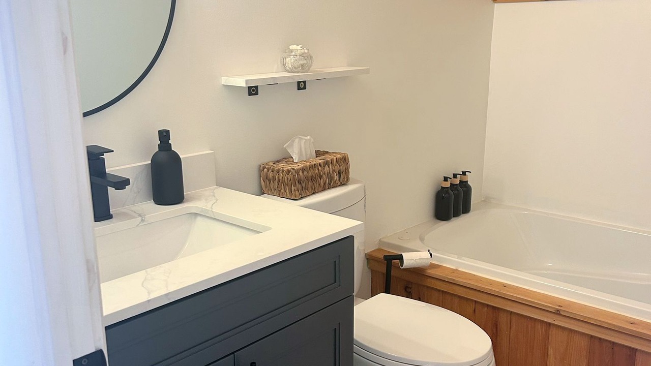 Photo of Bathroom in Darnley