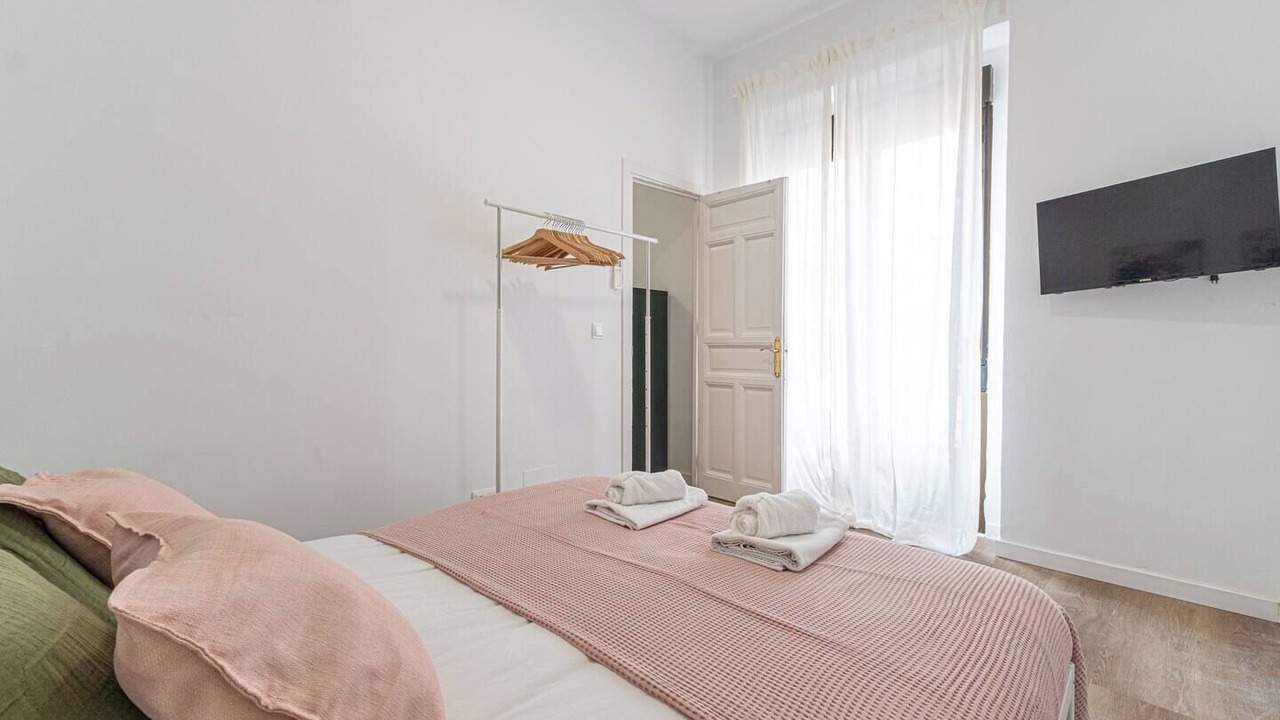 Photo of Bedroom in Embajadores