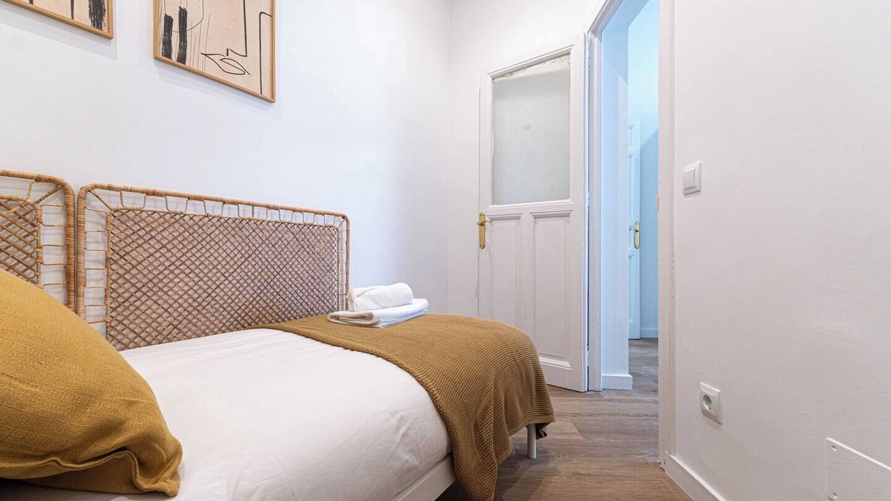 Photo of Bedroom in Embajadores
