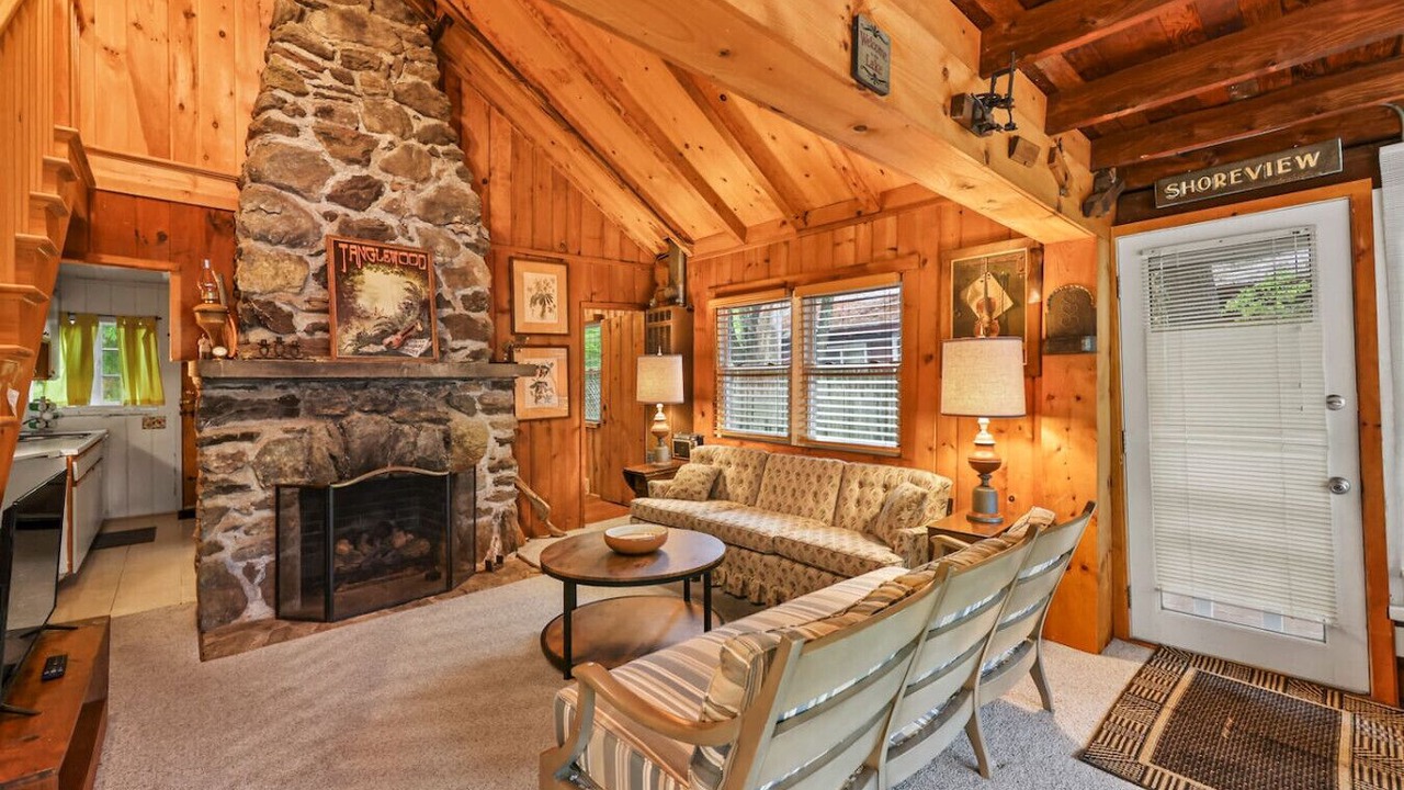 Photo of Outdoor in Lenox Dale