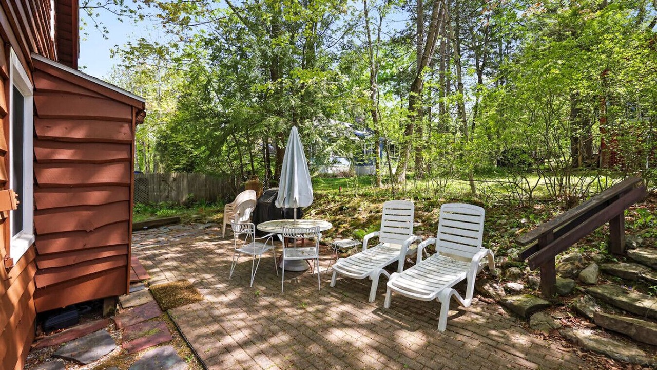 Photo of Others in Lenox Dale