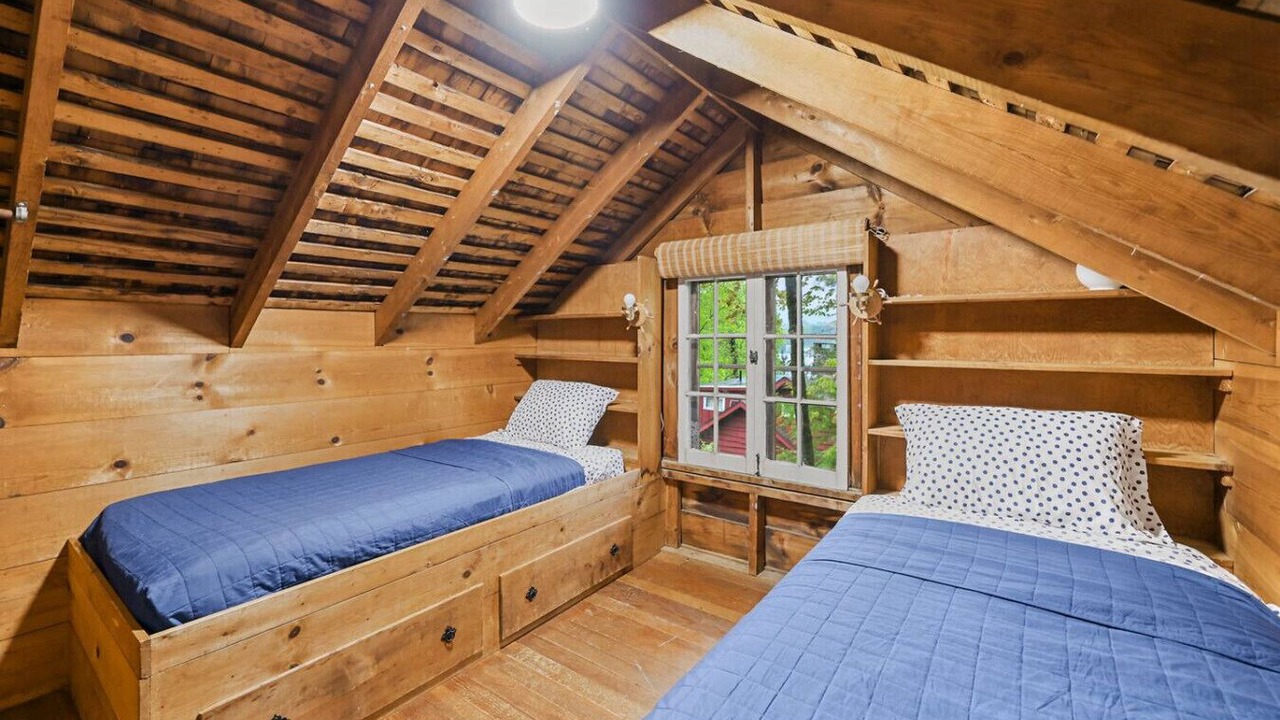 Photo of Others in Lenox Dale