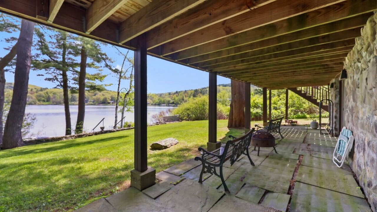 Photo of Outdoor in Tyringham