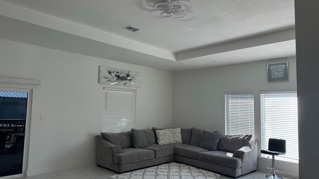 Photo of Livingroom in Cleveland