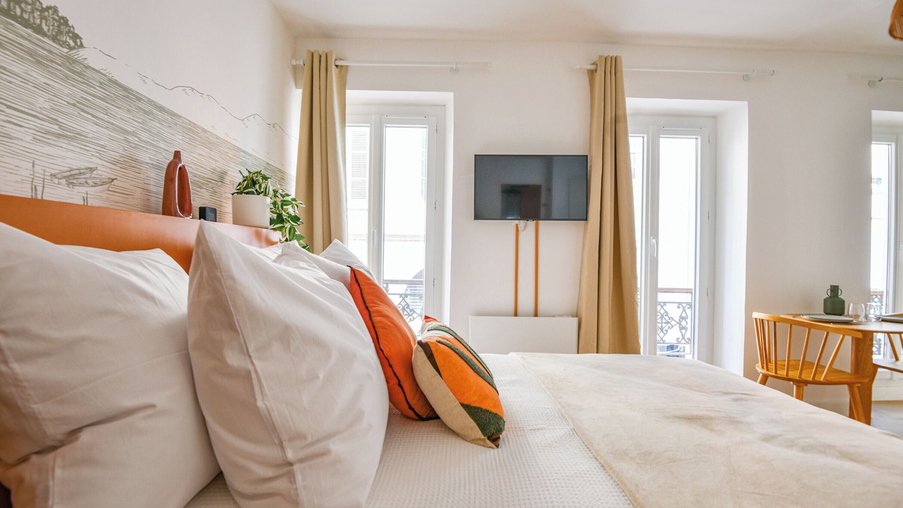 Photo of Bedroom in Opera