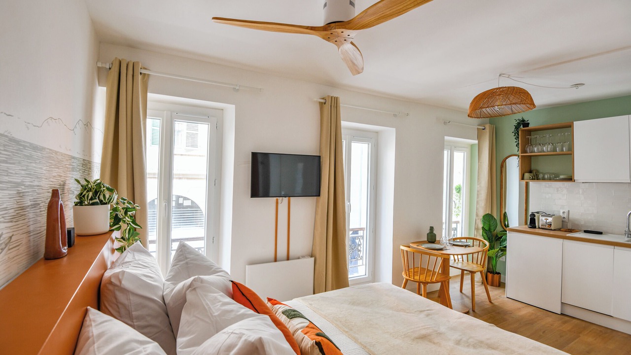 Photo of Bedroom in Opera