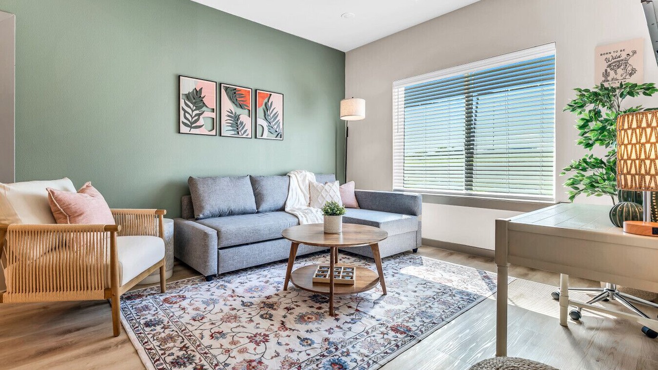 Photo of Bedroom in Lacy-Lakeview