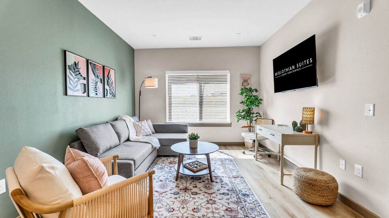 Photo of Bedroom in Lacy-Lakeview