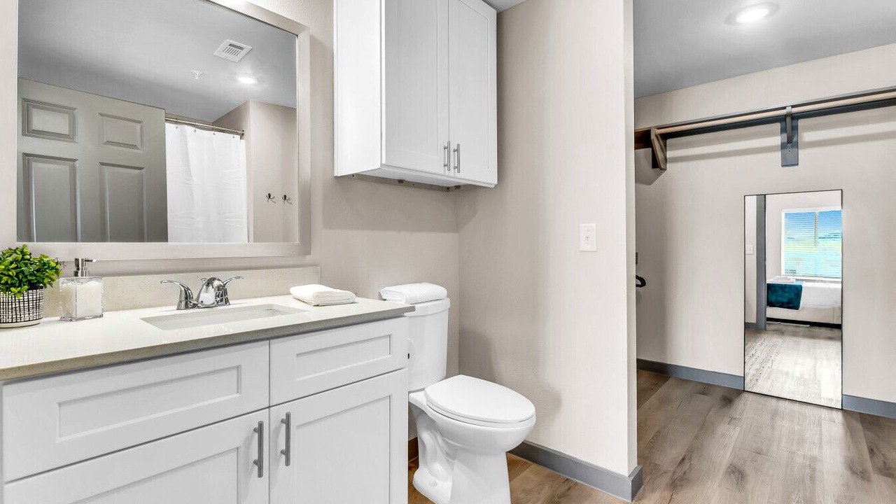 Photo of Bathroom in Lacy-Lakeview