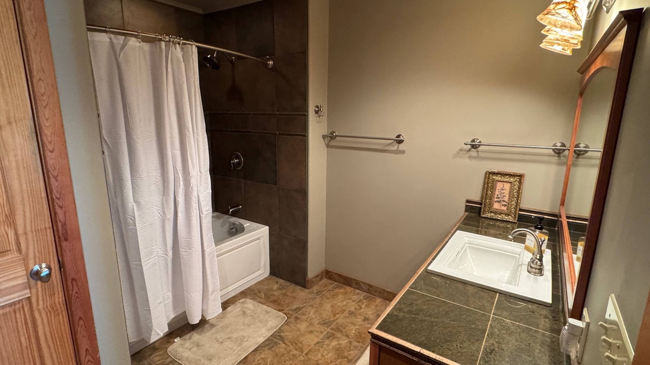 Photo of Bathroom in Reserve