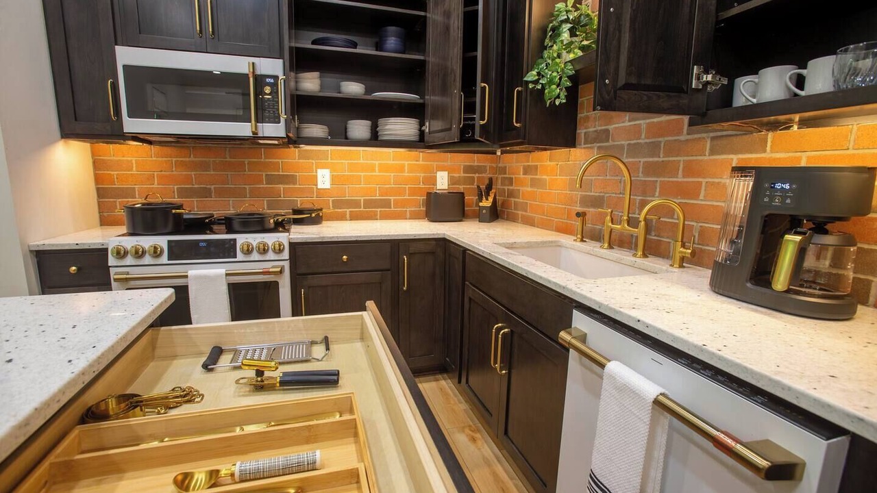 Photo of Others in Perrysville