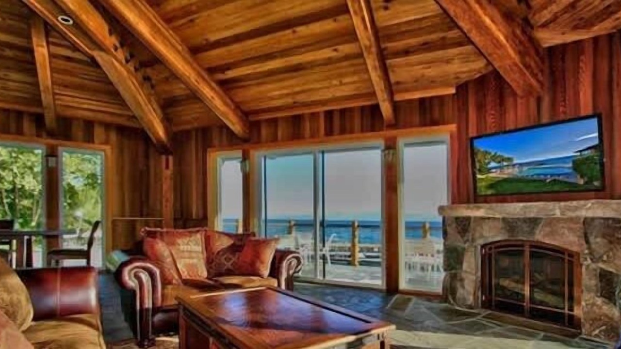 Photo of Livingroom in Brockway