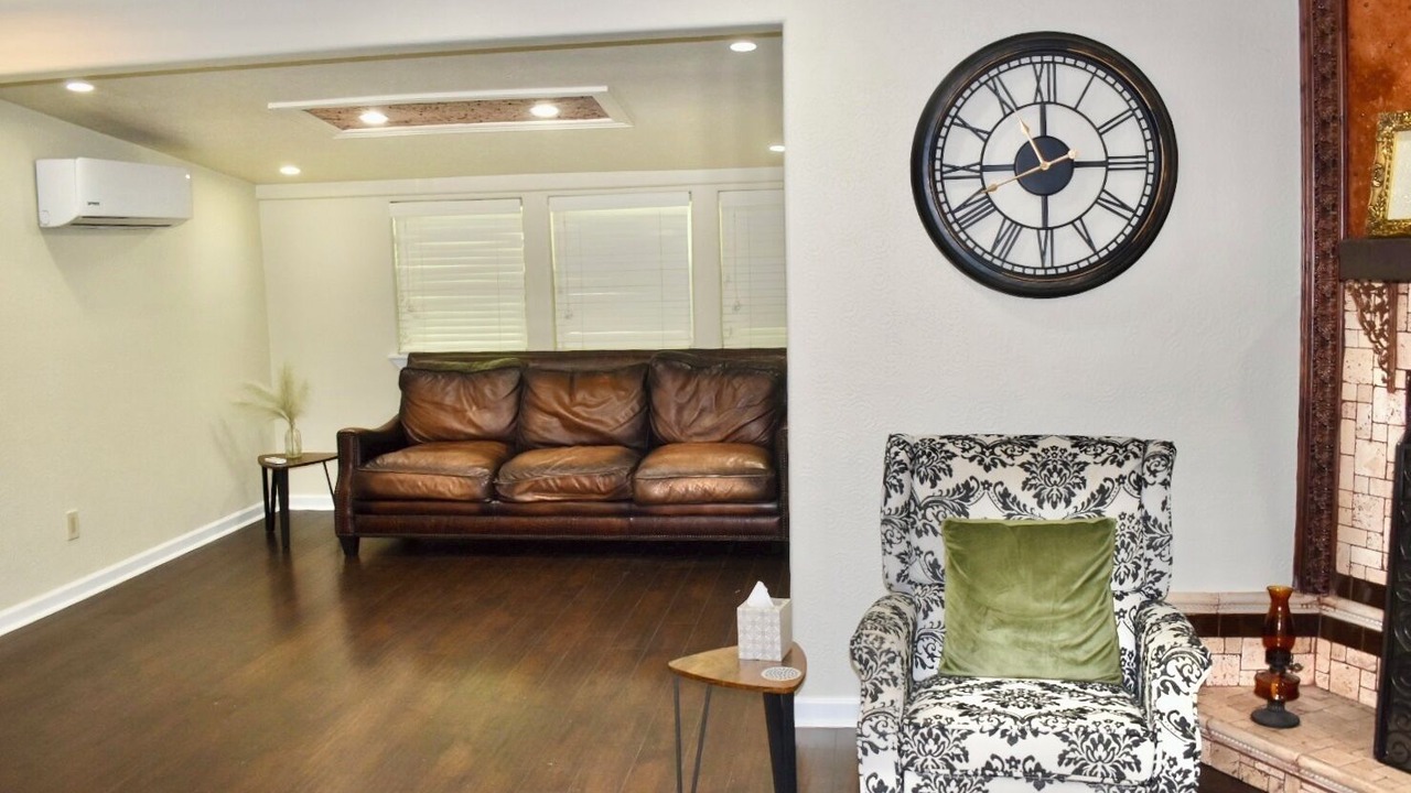 Photo of Livingroom in Beaumont