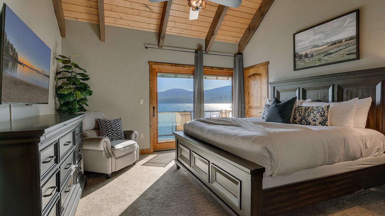 Photo of Others in Tahoe Vista