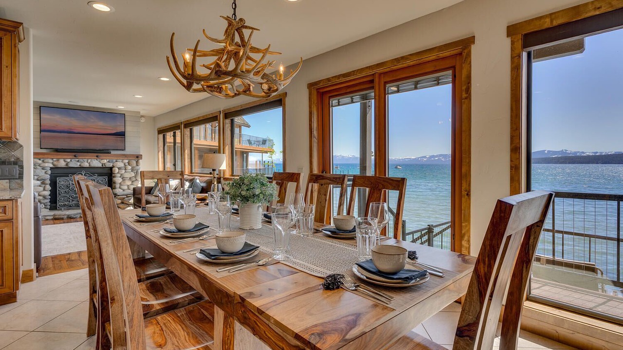 Photo of Livingroom in Tahoe Vista