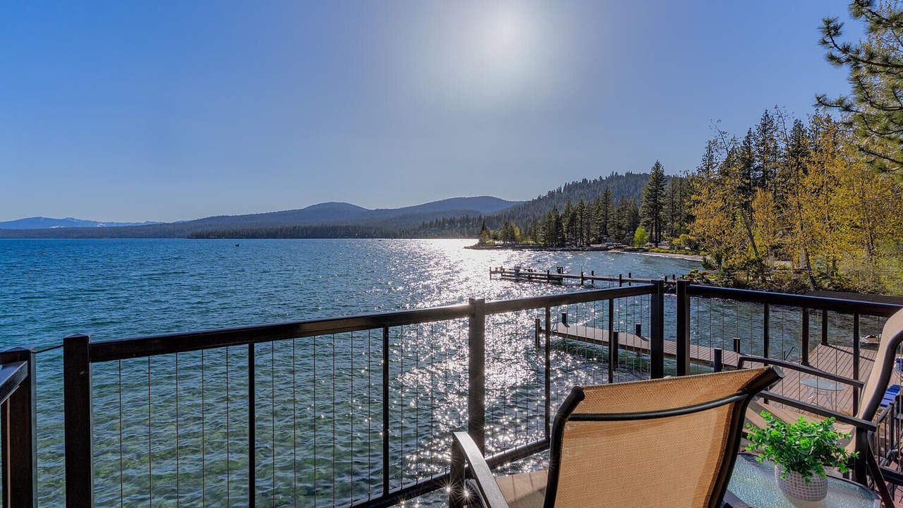 Photo of Patio Balcony in Tahoe Vista