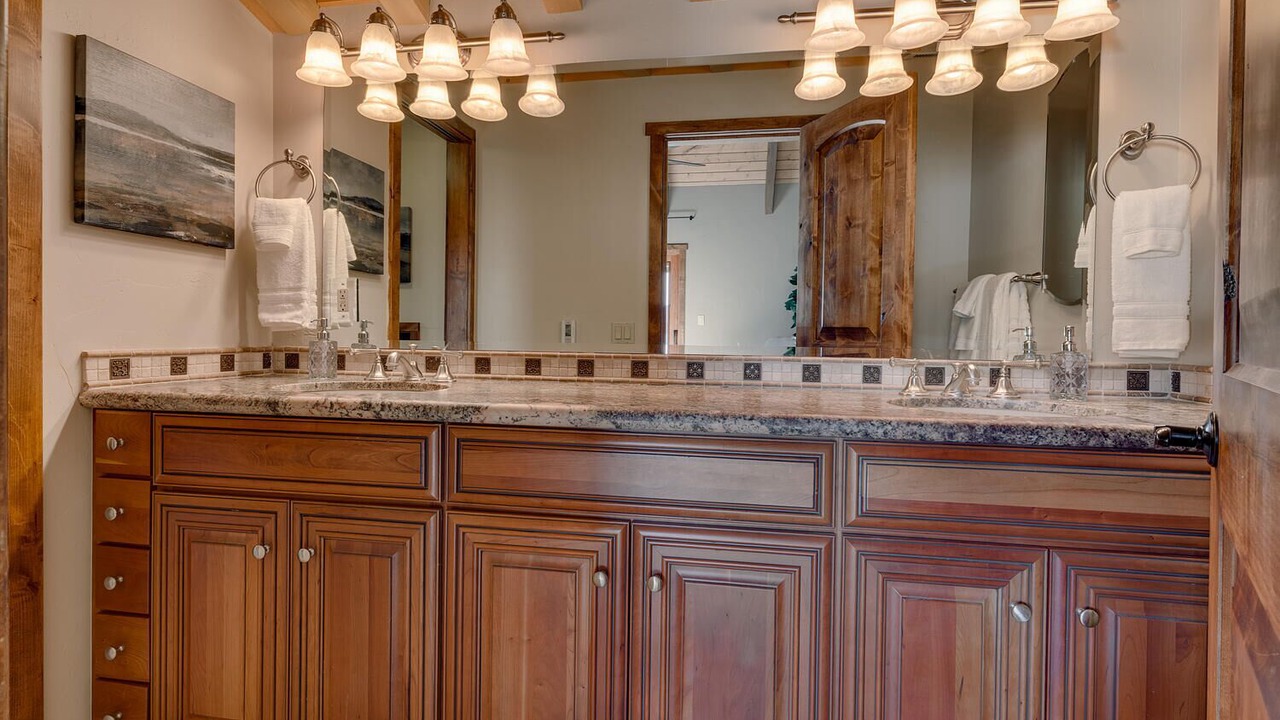 Photo of Bathroom in Tahoe Vista