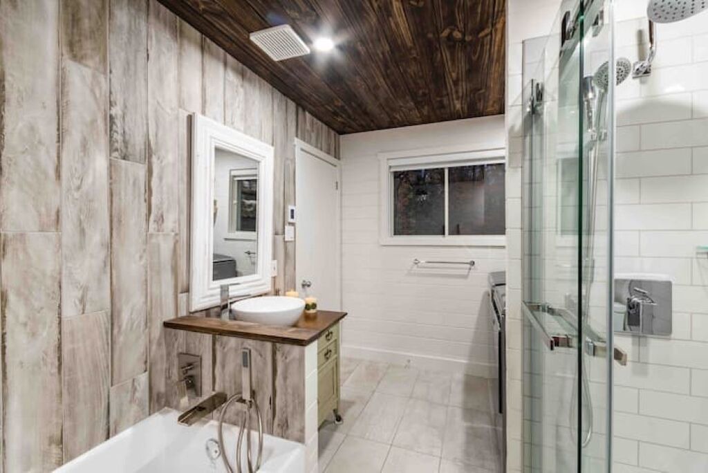 Photo of Bathroom in Lac-Etchemin
